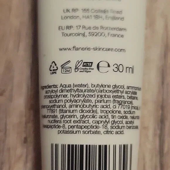 Flanerie Lily Bloom Hyaluronic Vivifying Serum - Picture 3 of 4